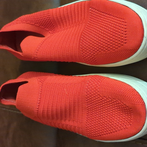 J/Slides Hilo Platform Knit Slip on - Picture 3 of 12